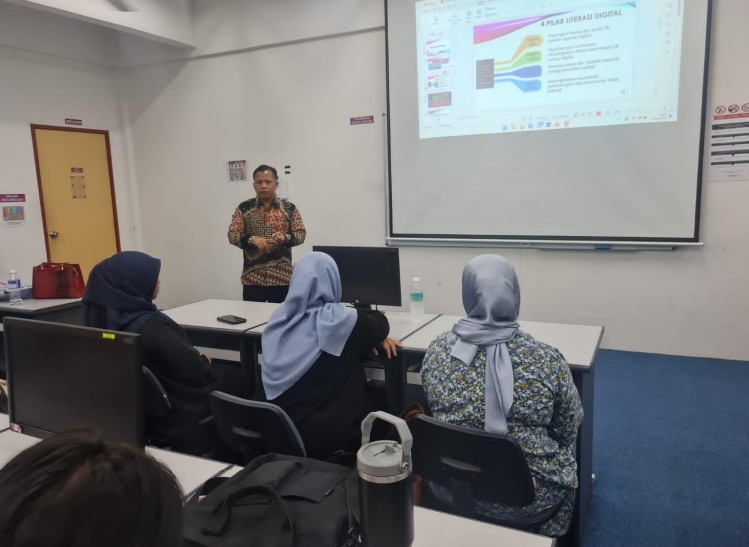 KEGIATAN GUEST LECTURE OLEH Dr. AHMAD KARIM, S.E., M.M.
            TAHUN 2023 DI UNIVERSITAS MELAKA (UNIMEL) MALAYSIA