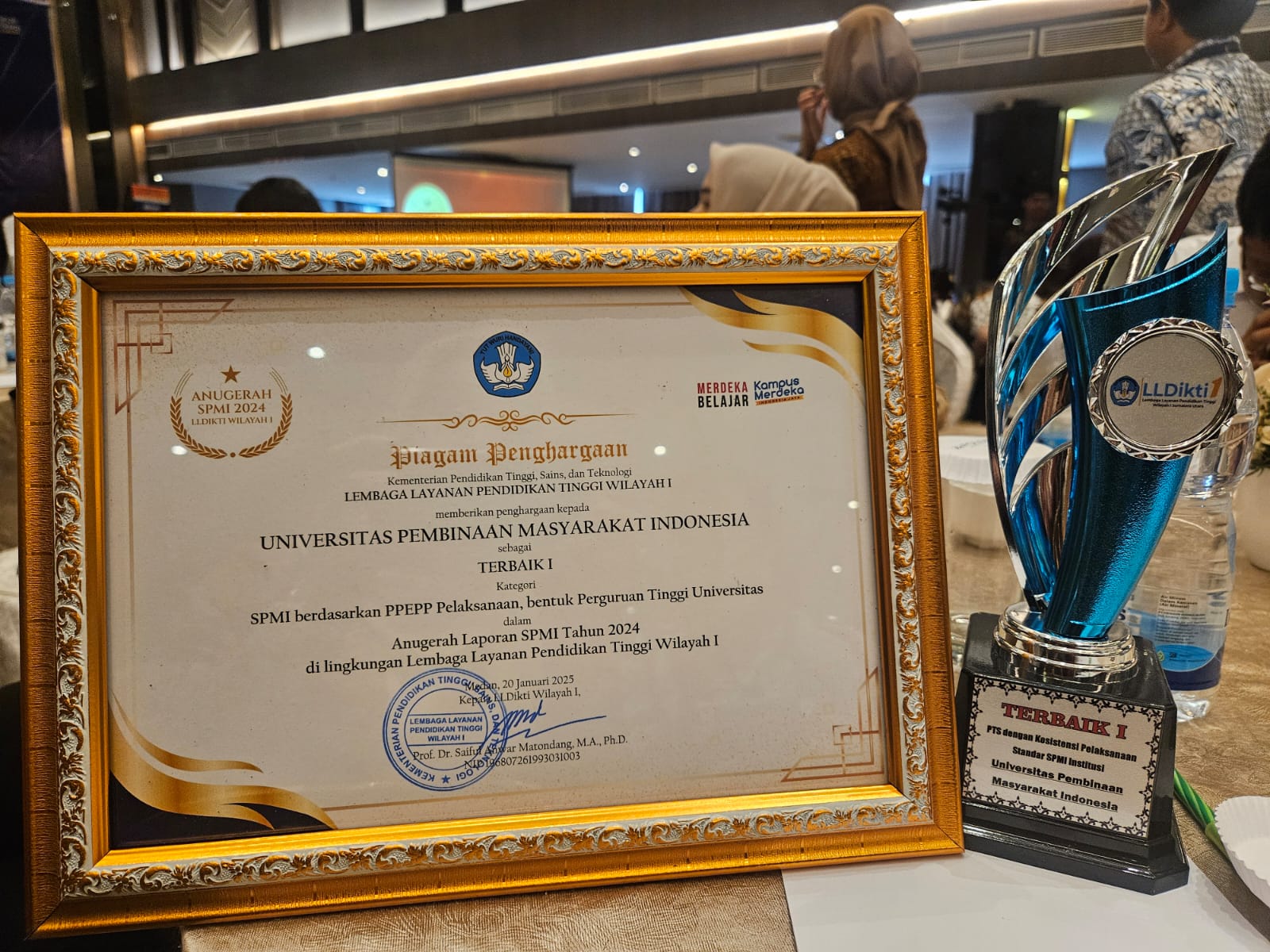 UPMI Medan meningkatkan prestasinya dengan meraih Terbaik 1 Pelaporan SPMI 2024